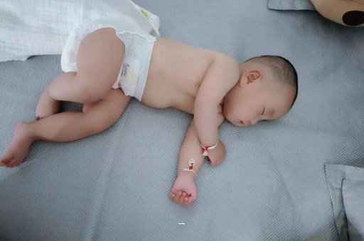渠县怀孕肚子撑的难受